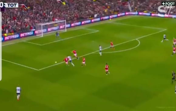 'One of the best runs': Neville hails Micky van de Ven's Assist Against MAN Utd [VIDEO]