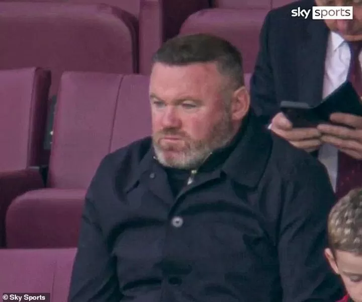 Wayne Rooney's Health Raises Concerns After Being Spotted Looking 'UNWELL'